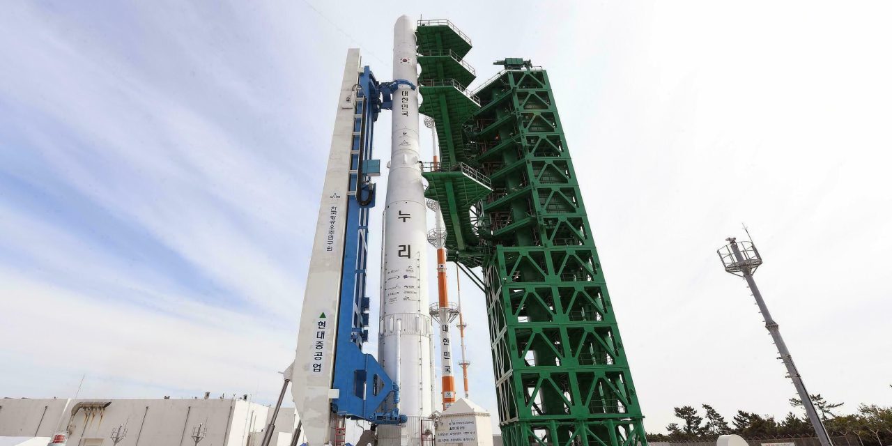Surcorea lanza un cohete al espacio, pero no llega a la órbita