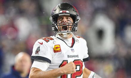 Tom Brady hace historia y se convierte en el cuarto QB en vencer a todos los equipos de la NFL