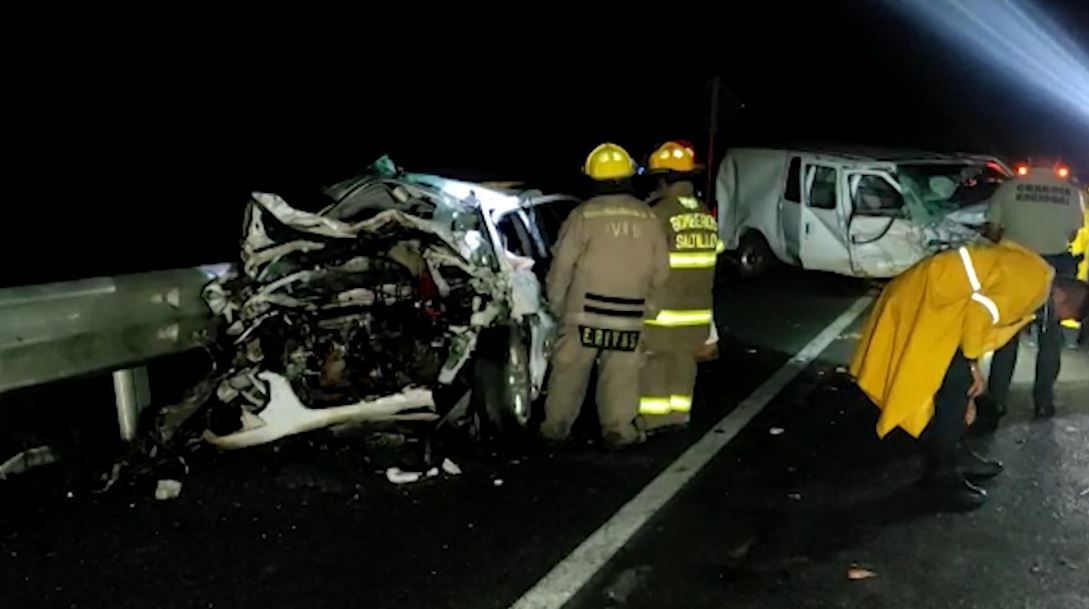 Identifican a siete de las ocho víctimas de accidente carretero
