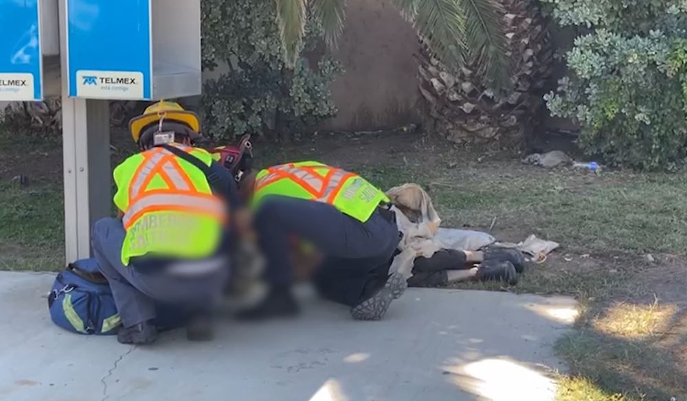 Muere persona sin hogar en soledad