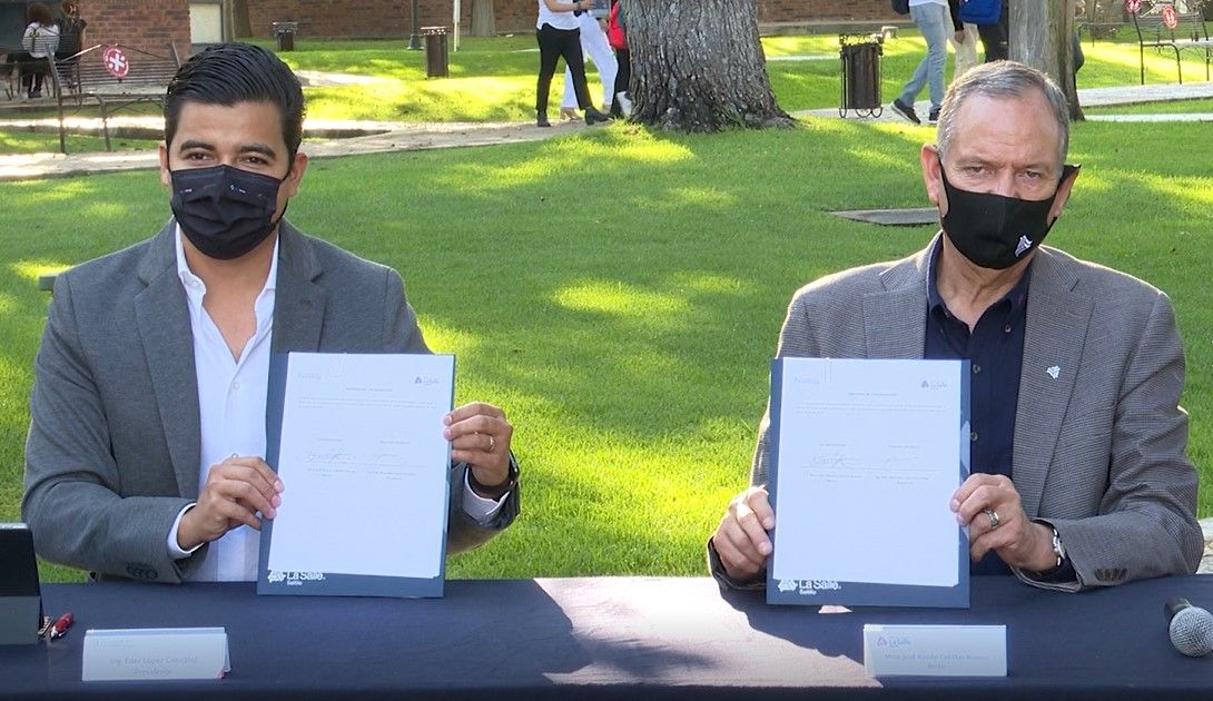 Firman convenio CANIRAC Saltillo y La Salle para el desarrollo de universitarios