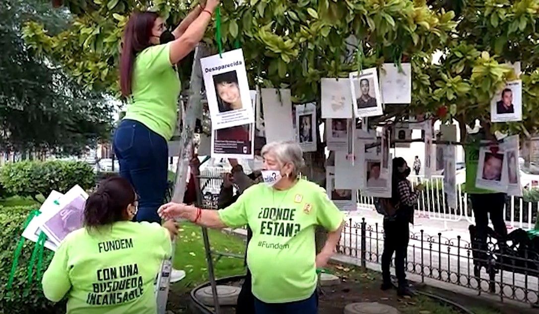 Recuerdan a desaparecidos de Coahuila con ‘Árbol de la Esperanza’