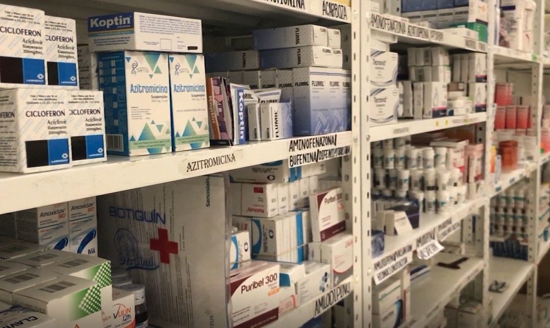 Pacientes con VIH se quedan sin medicina: Jaime Bueno