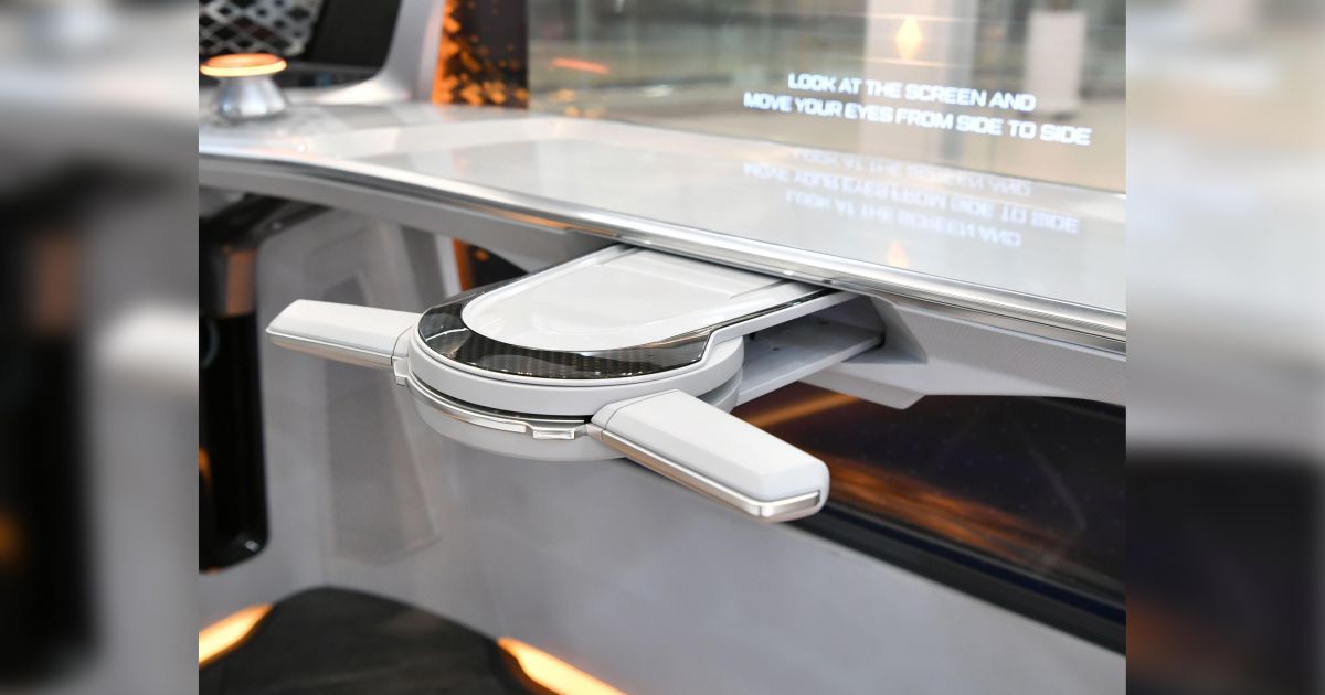 Hyundai presenta su nuevo volante plegable y Tesla lo quiere copiar