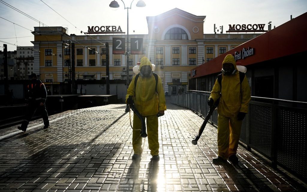 Moscú no trabajará por repunte de casos de covid-19