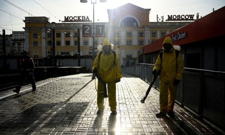 Moscú no trabajará por repunte de casos de covid-19