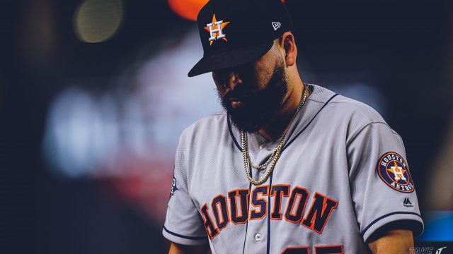 Boston le da con todo al mexicano Urquidy en la Serie de Campeonato