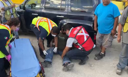 ¡La vio cerca!; tráiler embiste a hombre en Satélite Sur Saltillo