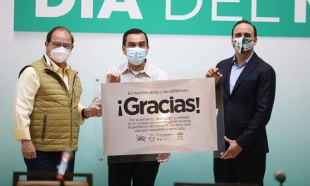 Reconoce Saltillo a sus médicos por lucha contra el covid-19