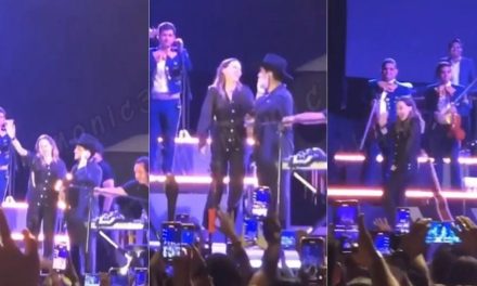 Belinda besa a Christian Nodal en el escenario y le piden ‘El Sapito’
