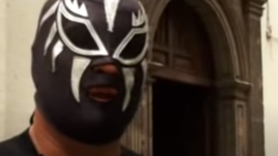 Fallece el legendario luchador Plata de un infarto fulminante