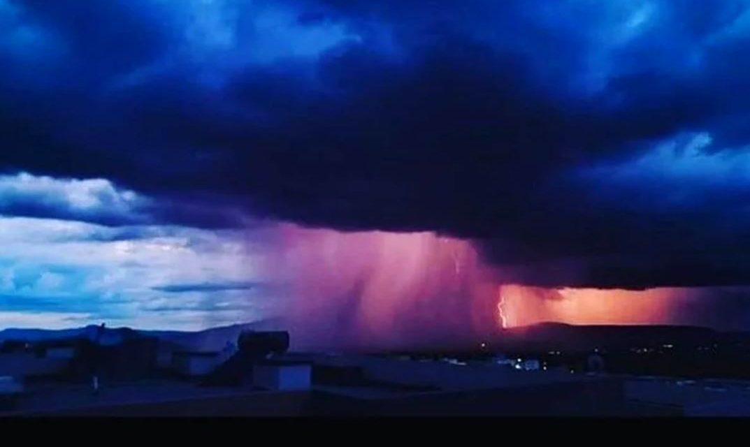 Impresionante e imponente tormenta cae sobre Querétaro (video)