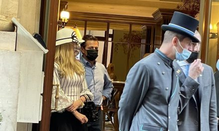 ‘Ratero’; así le gritaron a Peña Nieto en hotel de lujo en Roma (video)
