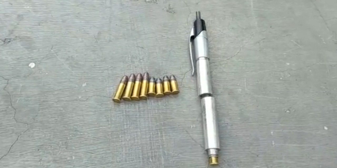 Hombre en Jalisco es detenido con un arma en forma de pluma