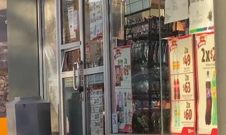 Agarran a ladrones por robo en tienda de conveniencia de Saltillo