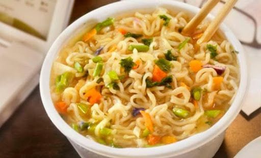 Sacarán del mercado dos sopas instantáneas por ser malas para la salud