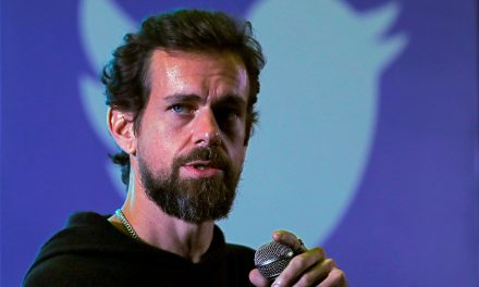 Última Hora: CEO de Twitter renunciaría a su cargo