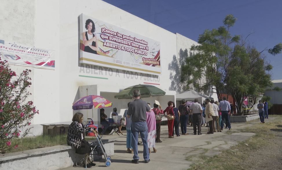 Inicia pago de pensión para adultos mayores