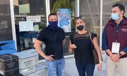 ¡Qué ‘ofertón’! Pareja compra 18 cajas de tequila; tienda no se las quería vender