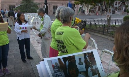 Honran la memoria de familiares de desaparecidos