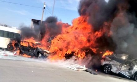 Múltiple choque deja 19 muertos en la carretera México-Puebla