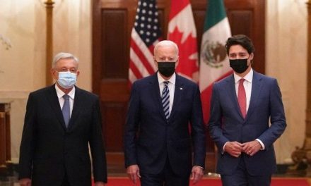 Ante EU y Canadá, AMLO pide abrir ordenadamente el flujo de migrantes