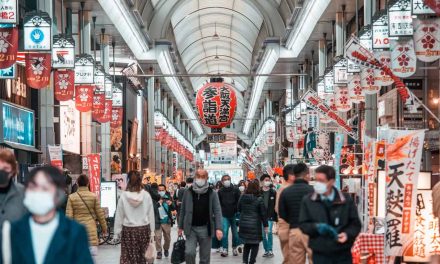 Japón lanza plan de estímulos para reactivación su económica