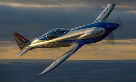 Rolls Royce crea el avión más veloz y eléctrico del mundo