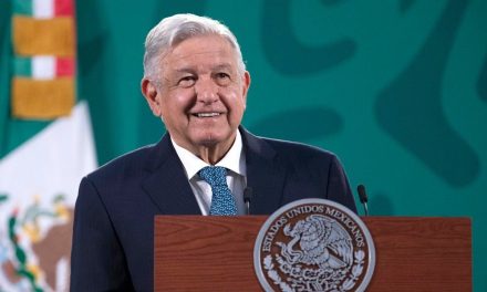 ‘Las medicinas llegarán hasta los pueblos más apartados o me dejo de llamar Andrés Manuel’: AMLO