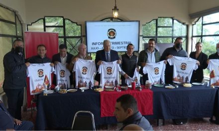 Chema Fraustro  busca mejorar condiciones para el Cuerpo de Bomberos