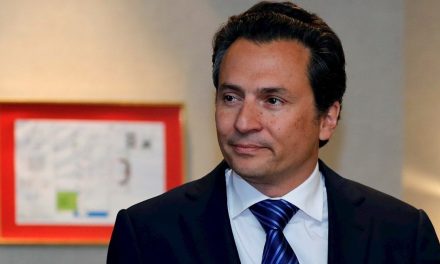 Dan prisión preventiva a Emilio Lozoya, ahora por caso Agronitrogenados