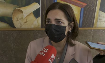 Ataques al INE ponen en riesgo la democracia: IEC