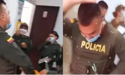 Así fue la reacción de un policía al saber que no trabajara en Navidad (video)