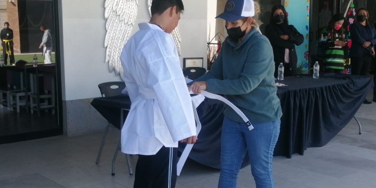 Inedec realiza exhibición de Taekwondo para la Casa Hogar ‘Abrázame’
