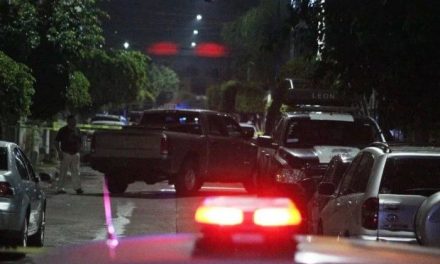 ‘Dile a tu papá que salga’; así le dijeron sicarios a hijo de policía asesinado en Guanajuato
