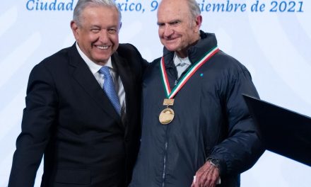AMLO promete terminar en 2022 reconstrucción de templos dañados por sismos