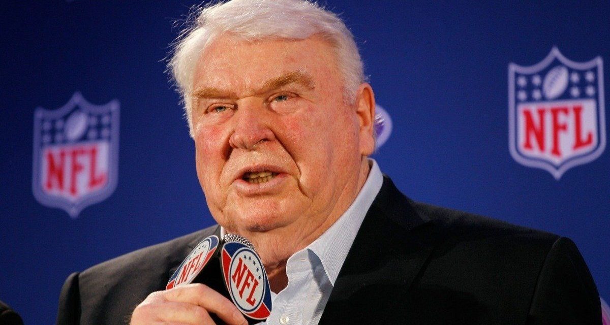 Se va un histórico… muere John Madden, leyenda de la NFL