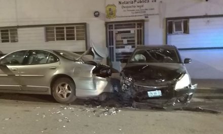 Se da a la fuga tras haber provocado accidente en Centro Histórico de Saltillo