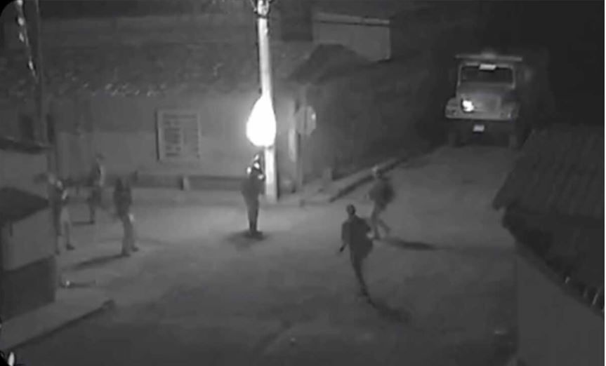 CJNG ataca con drones explosivos a ciudadanos y a Guardia Nacional en Michoacán (video)