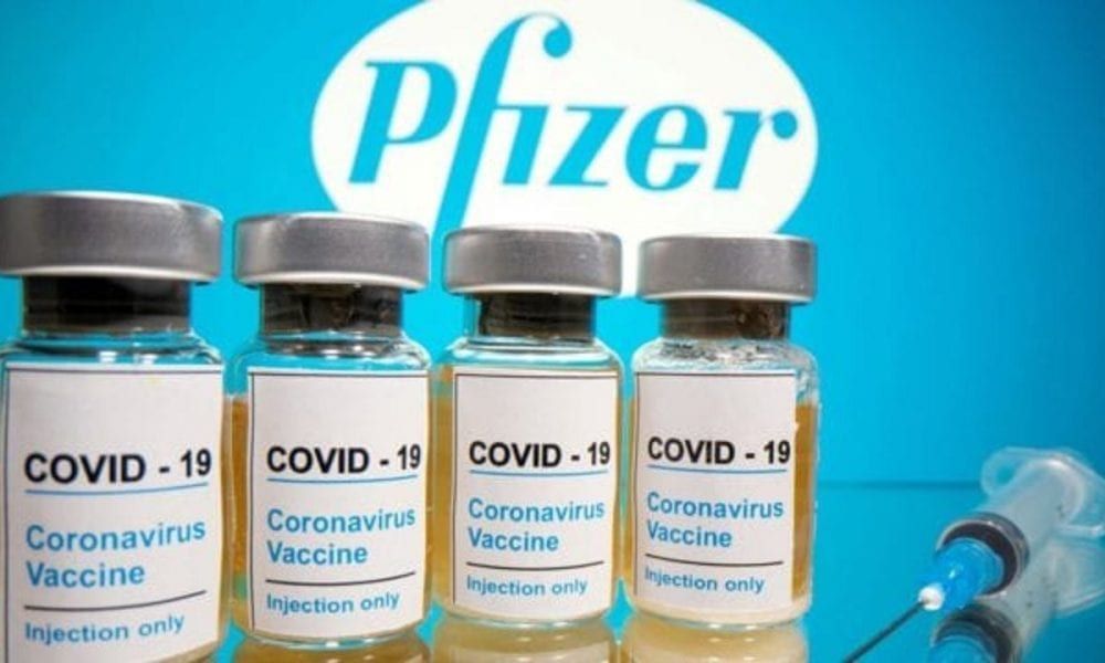 Una tercera dosis de Pfizer podría neutralizar la variante Ómicron