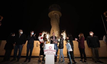 Saltillo enciende su espíritu navideño