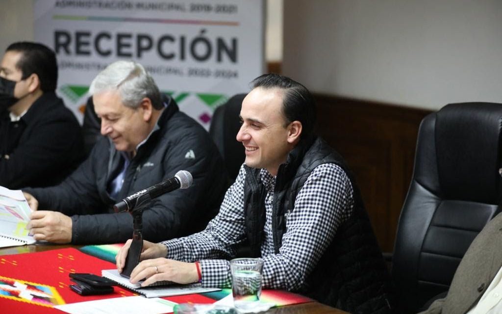 Seguiremos trabajando por Saltillo: Manolo Jiménez