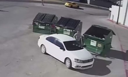 Mujer tira a la basura a su bebé recién nacido, en Nuevo México