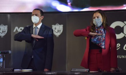 Rinde protesta Emilio de Hoyos como alcalde de Acuña