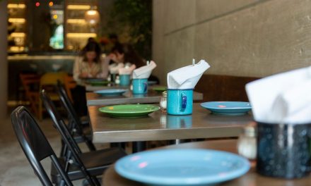 Pedirán restaurantes certificado de vacunación anticovid de decidirlo el Subcomité en Coahuila