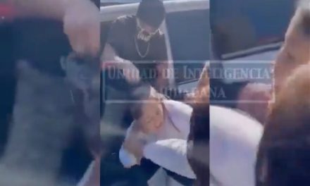 Miembro de Cárteles Unidos rapa a una mujer que le tocó el claxon para que se moviera