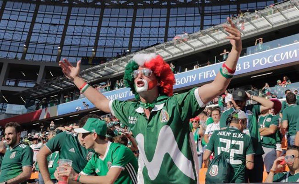 Cinco años de castigo a aficionados que realicen gritos homofóbicos en partidos de México