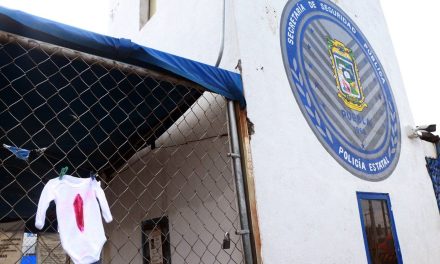 Detienen a 19 personas del penal de Puebla por el hallazgo del bebé muerto