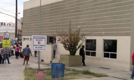 Presunto elemento del Ejército estafa a gente en Monclova