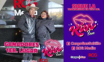 ¡Pareja saltillense se da un beso de casi 8 horas y se gana un viaje a Cancún! (Video)